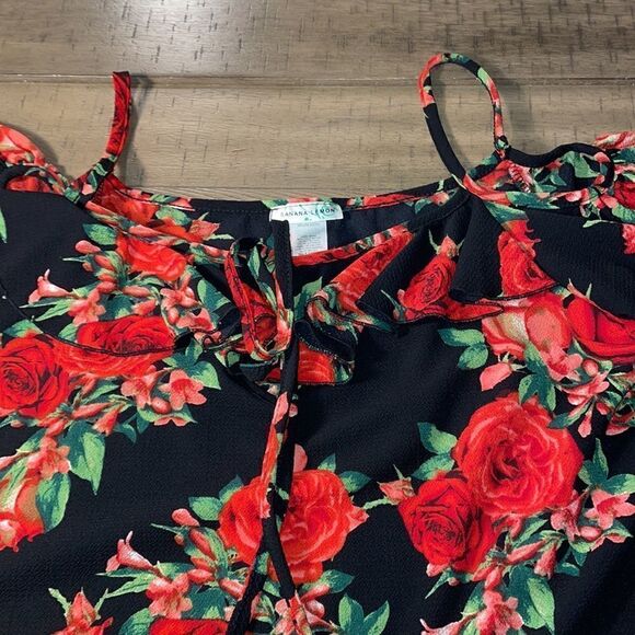 Romantic Summer Evening Rose Blouse with Sexy Off Shoulders. Pack for vacation - Picture 10 of 14